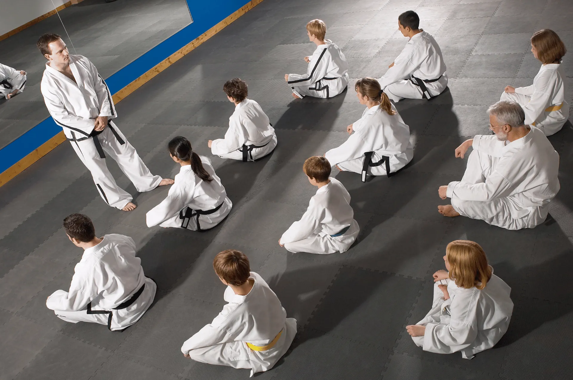 Students training at Teixeira/Garcia Brazilian Jiu-Jitsu
